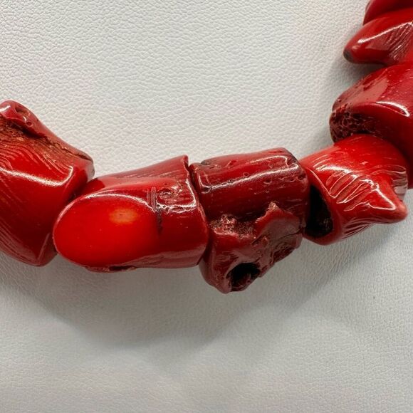 chunky raw coral choker necklace - Picture 6 of 11